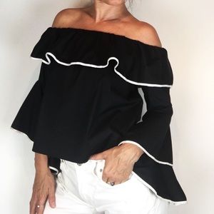ZARA off the shoulder ruffle top | black/white S